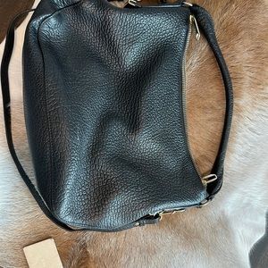 Burberry black pebble hobo bag. Selling discounted due to bags hardware issue
